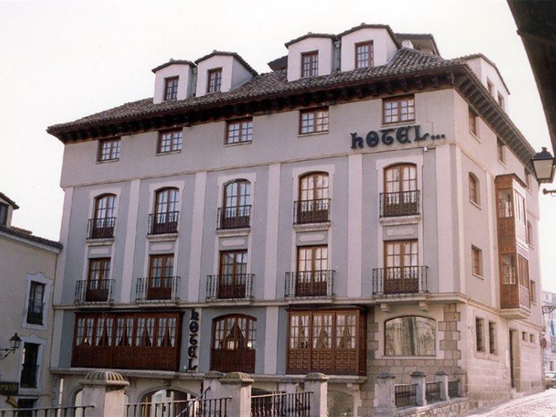 Crisol Meson Del Cid Hotel Burgo